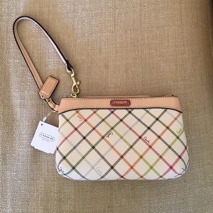 perfect condition coach wristlet