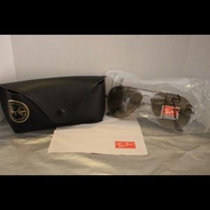 Aviator Ray Bans sunglasses