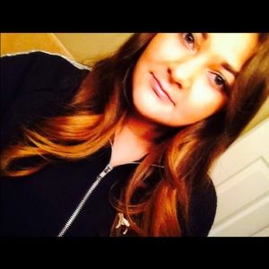 Meet your Posher, Isabella