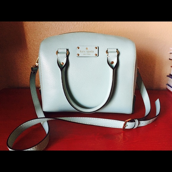 kate spade Handbags - I'm selling a Kate Spade bag