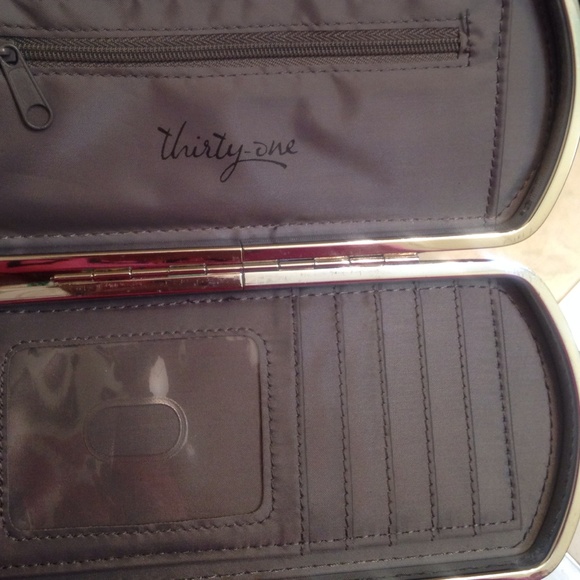 Wallets - Picture 2 of 4