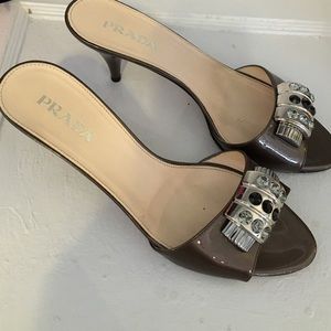 Authentic Prada heels size 37.5 (7.5)