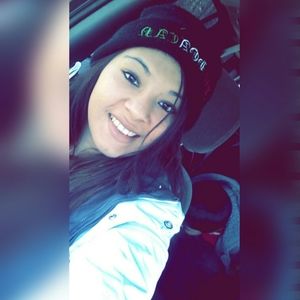 Meet your Posher, Sabrina