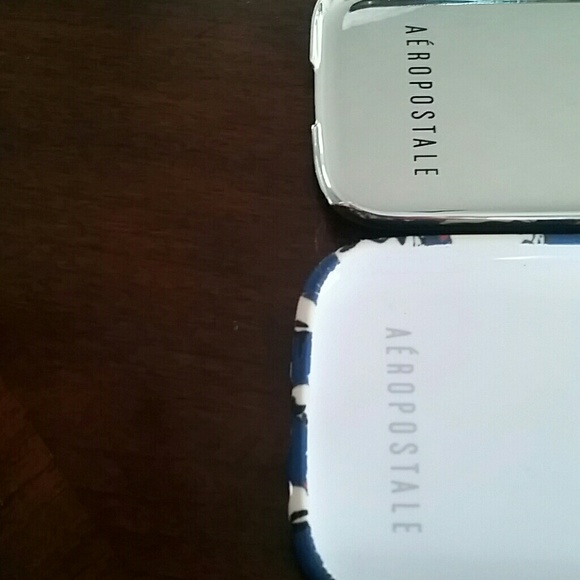 Two Samsung galaxy s3 cases from Aeropostale.