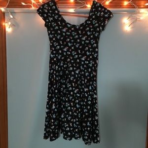 size XS Aeropostale cinch waist floral print dress