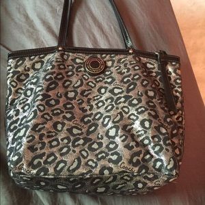 Brand new coach bag. NEVER USED