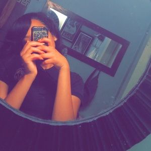 Meet your Posher, Shania