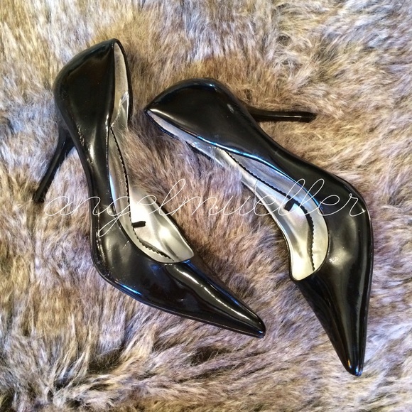 Shoes - 🆕 Black patent leather heels