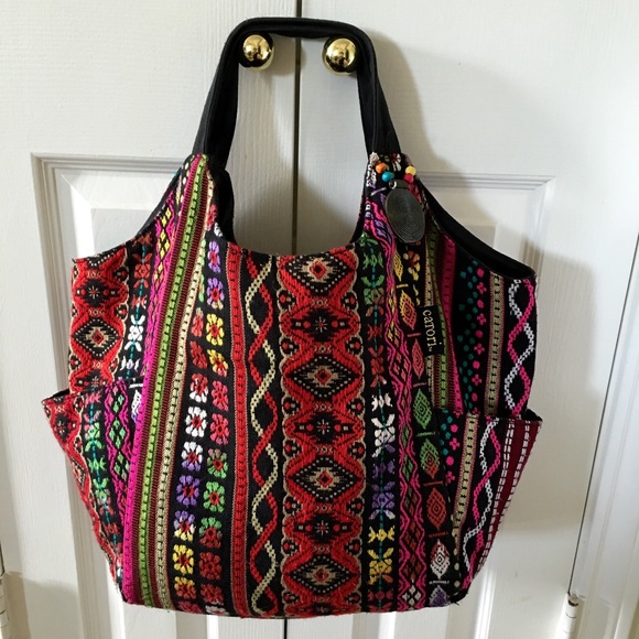 Catori Embroidered Bag