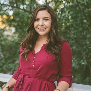 Meet your Posher, Lauren