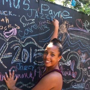 Meet your Posher, Jasmine