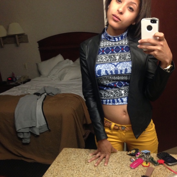 Crop top