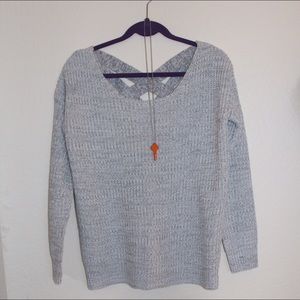 Open back gray oversize sweater
