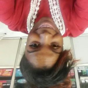 Meet your Posher, Adrianna