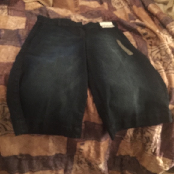 Crops - Picture 1 of 2