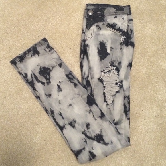 Machine Denim - Gray Acid Wash Distressed Jeans