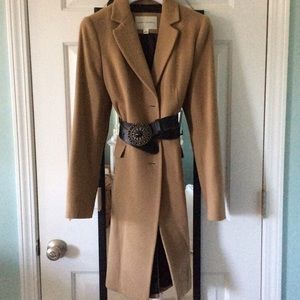 Beautiful, classic camel coat!