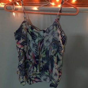 Size XS AE floral top