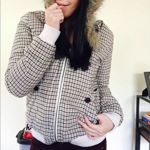 Keep cozy with this jacket from Volcom