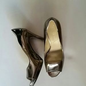 Tahari Metallic Silver Heels