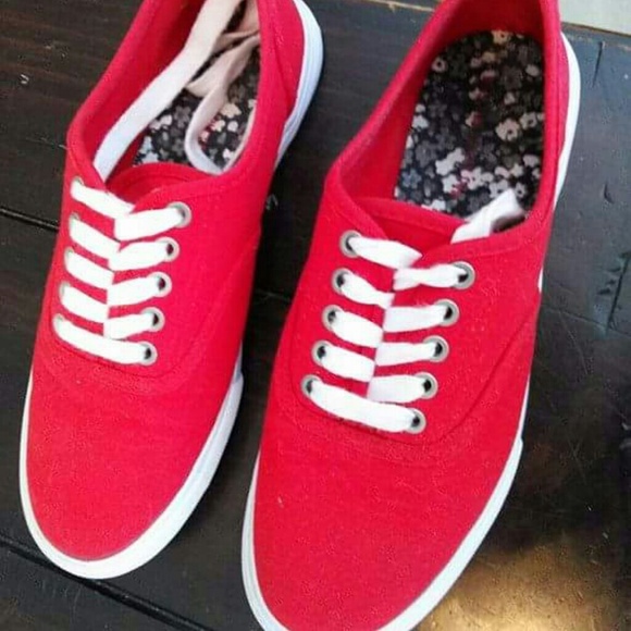 Mossimo Supply Co. Shoes - Shoes