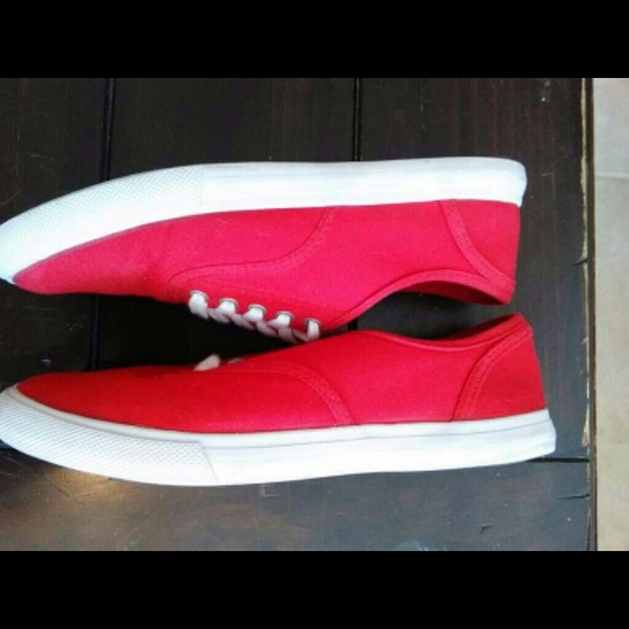 Shoes - Picture 3 of 3