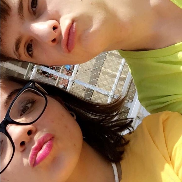 Meet your Buyer/ Seller/ Trader 🌚 - Picture 4 of 4