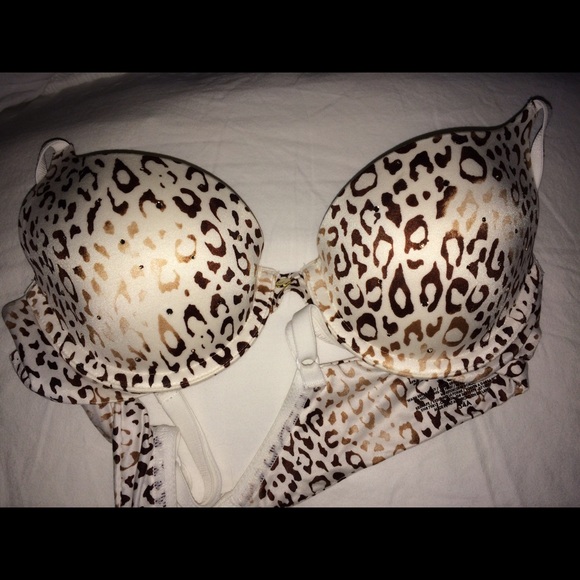 Victoria's secret bra