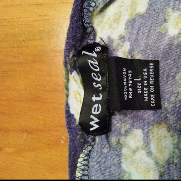 Shirt - Picture 3 of 3