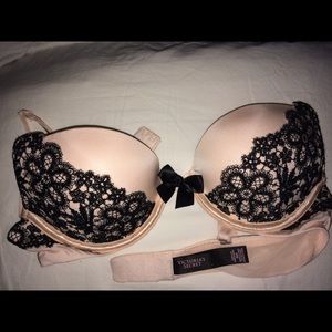 Victoria's secret bra