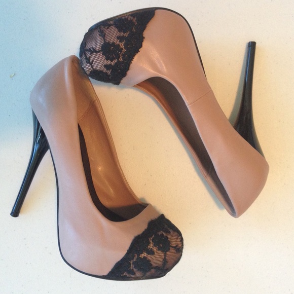 Brand New Qupid Lace Toe Pumps