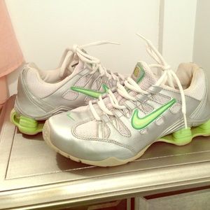 Nike "stability" shox