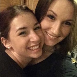 Meet your Posher, Sierra