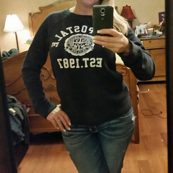 Sweatshirt