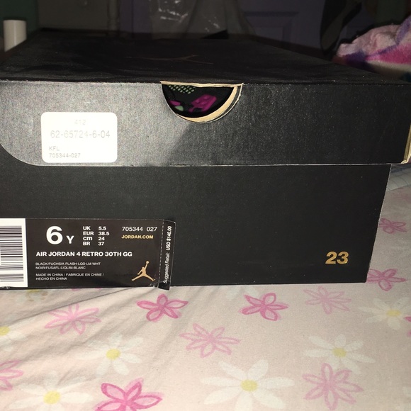 Jordan's 4's 30th anniversary. Too big