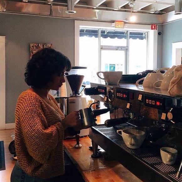 Meet your Posher, Annie