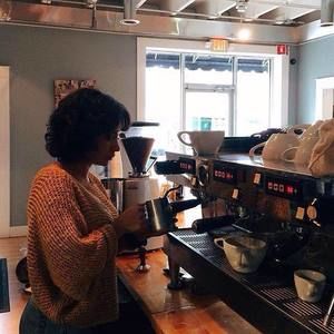 Meet your Posher, Annie