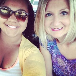 Meet your Posher, Tara