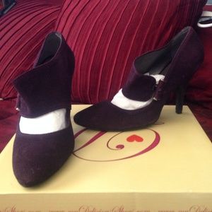 Dark purple or plum heels