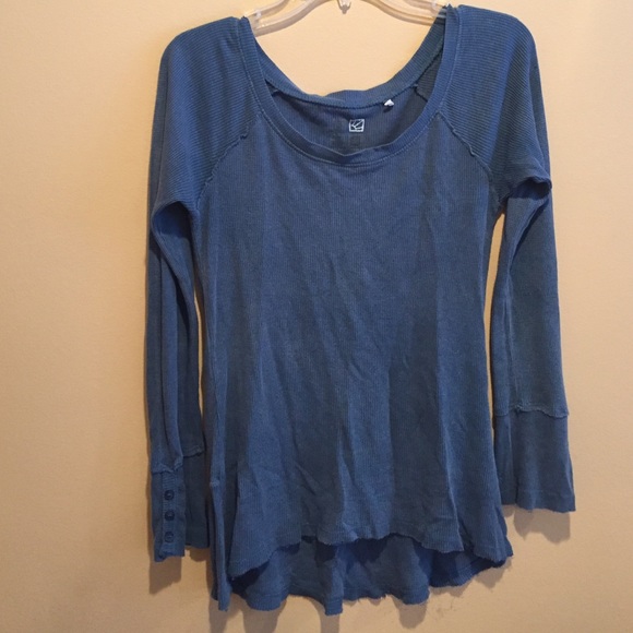 blue high low long sleeve