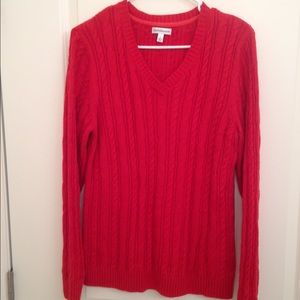 Croft & Barrow v neck sweater