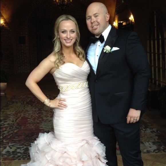 Meet your Posher, Elle - Picture 4 of 5