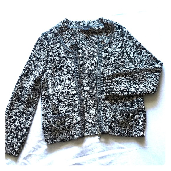 3/4 sleeve Armani Exchange sweater. Never wornNWOT