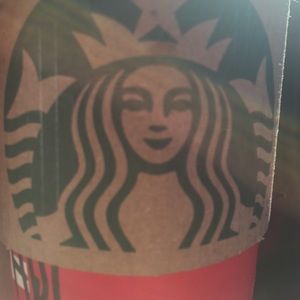 Meet your Posher, Carrie