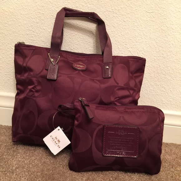 NEW COACH GETAWAY SIGNATURE NYLON SMALL PACKABLE TOTE SILVER//LIGHT KHAKI