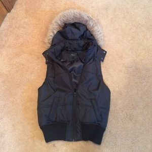 Express Puffer Vest With Faux Fur Hood