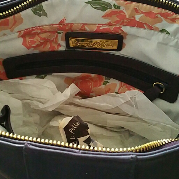 Brand New Rough Roses Bag with strap - Picture 4 of 4