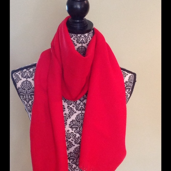 Beautiful linen and wool scarf