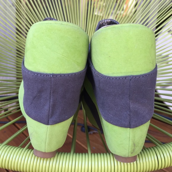 SOLD IN BUNDLE - Picture 2 of 4