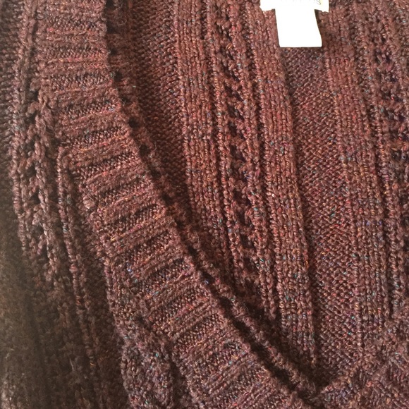 Maurice's V-neck sweater - Picture 3 of 4